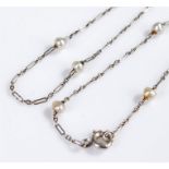 White metal and pearl necklace, with chain links and seed pearls, 35cm long