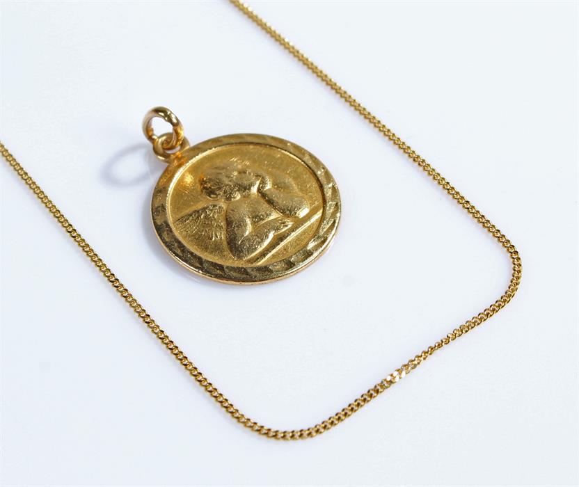 18 carat gold medallion, 4.1 grams together with a 9 carat gold chain 1.2 grams, (2)