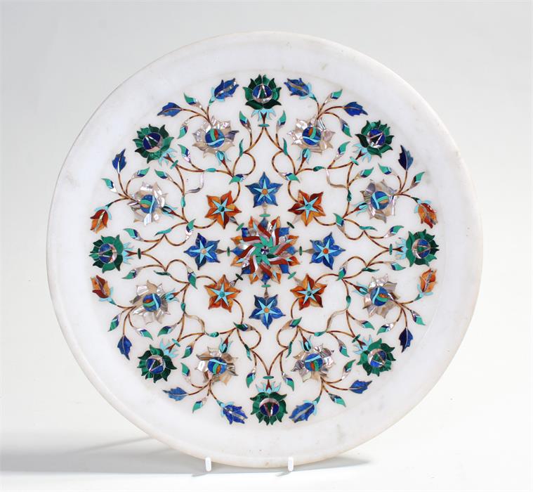 Indian inlaid marble plate, 28cm in diameter