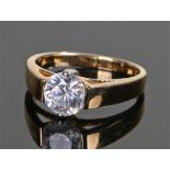 18 carat gold cubic zirconia ring, the central cubic zirconia with tapering shoulders, ring size N