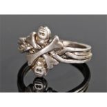 Memento Mori white metal puzzle ring, with two skulls and two crossed bones to the head, ring size