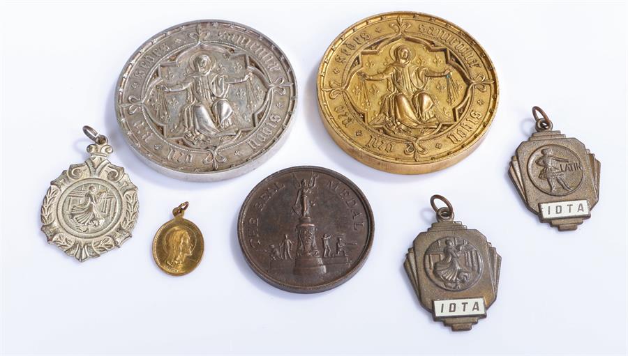 Mixed lot of religious and other medallions,(Qty)