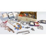 Jewellery, to include a silver watch, brooches, necklaces, bracelet, chain, pocket knives, brooches,