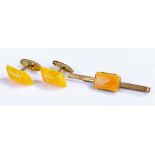 Amber cufflinks and tie clip, in yellow amber, (3)