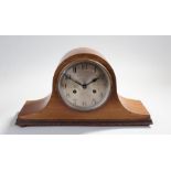 Early 20th century Mahogany mantel clock, with a twin train movement, Arabic hours, 23cm in height