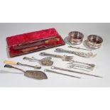 Cased Thomas Turner carving set, together with a quantity of silver plated wares (qty)