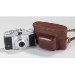Agfa Silette Camera in leather case