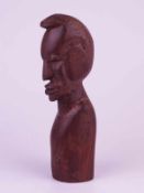 Holzskulptur "Männliche Büste" - Niger, Holz geschnitzt, männliches Gesicht mit schmalen