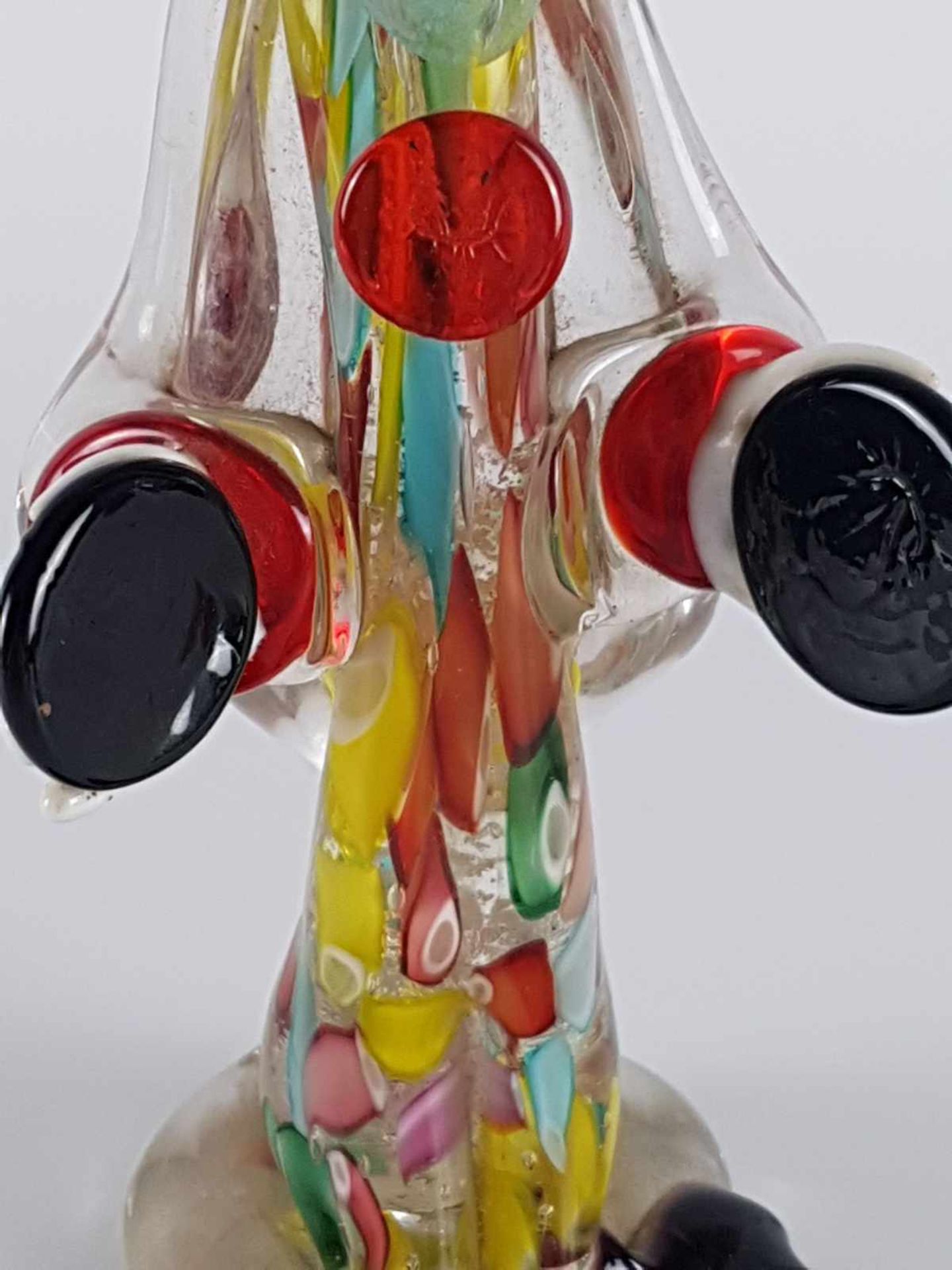 Murano Glas Clown - Italien, Murano, farbloses Glas, farbig hinterfangen sowie Farbglas, am Boden - Bild 6 aus 7