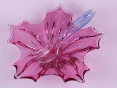 Blattschale & Vorlegebesteck - roségetönte Glasschale Dm.ca.27cm/2-tlg Vorlegebesteck: Löffel &