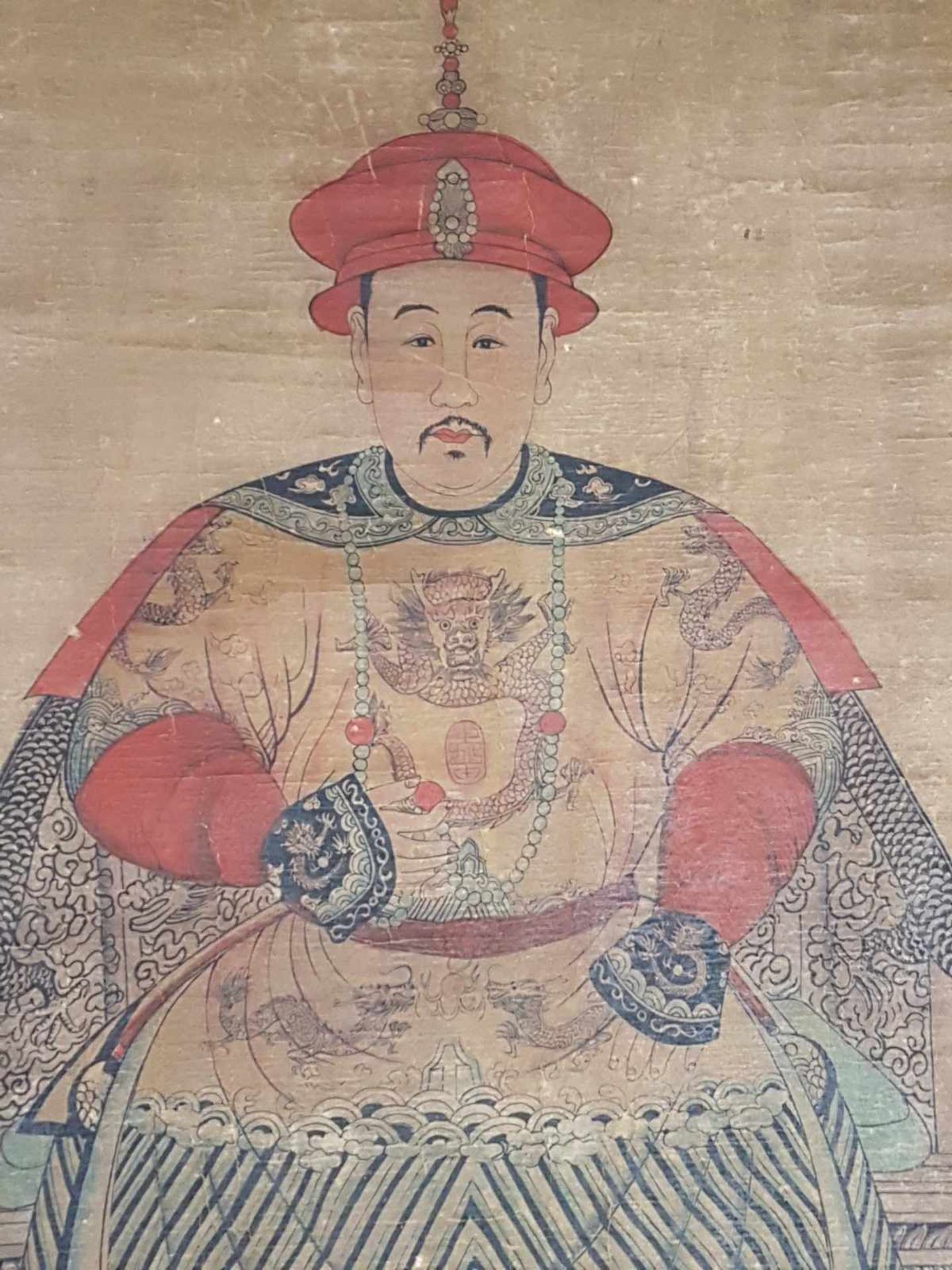 Rollbild -China- Kaiser Yong Zheng(1678-1735,Regierungszeit 1723-35) auf dem Drachenthron, - Bild 2 aus 6
