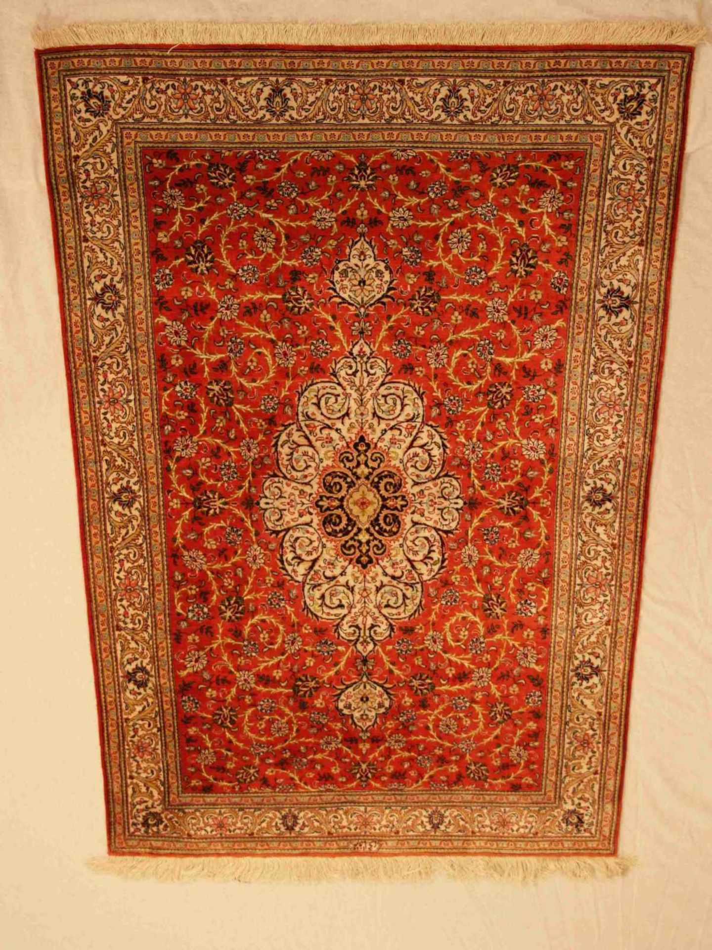 Ghom - Wolle,handgeknüpft,florales Muster,rotgrundig,ca.160x90cm,Orig.Zerti fikat anbei Ghom - Wool,