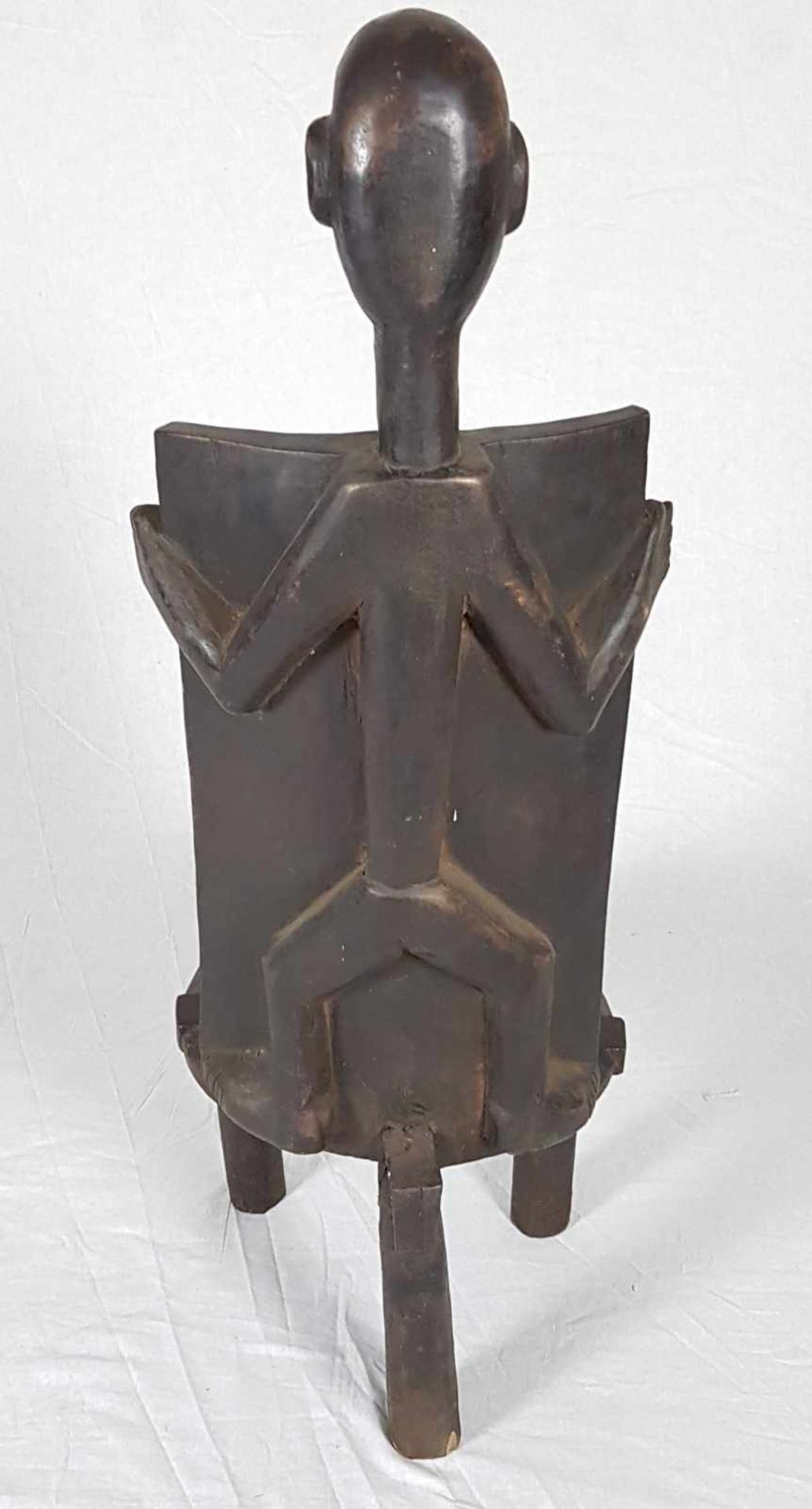 Stuhl des Imperial Chief - Ostafrika,2.Hälfte 20.Jh,Holz geschnitzt,ca.110x55cm,Gewicht ca.9kg - Bild 5 aus 5