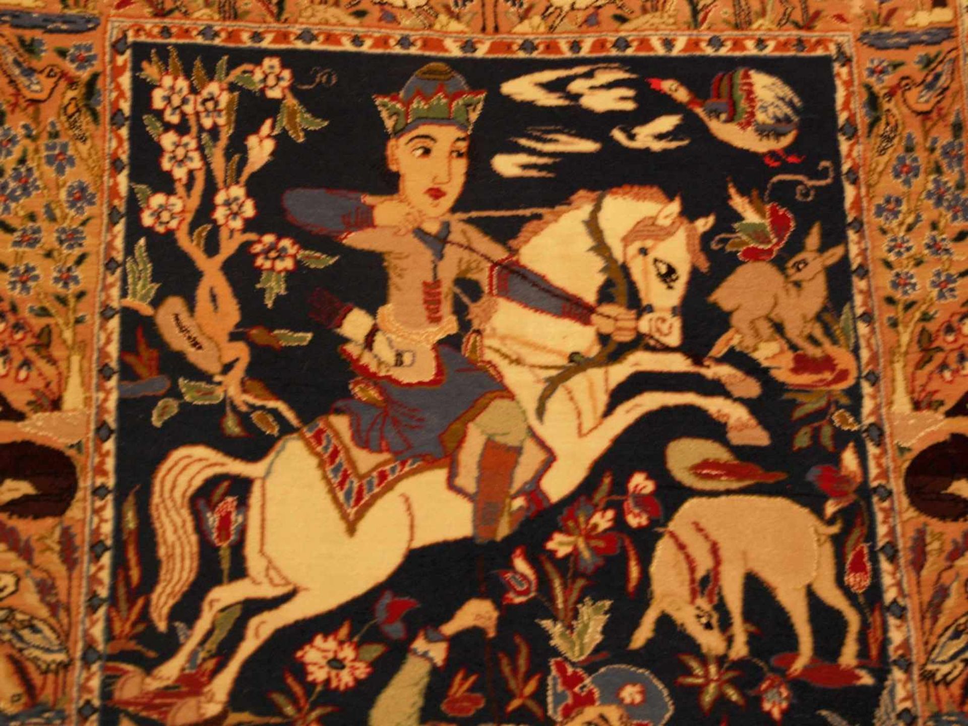 Bildteppich - Isfahan,älter,mit Darstellung einer höfischen Jagdgesellschaft in Landschaft, - Bild 4 aus 5