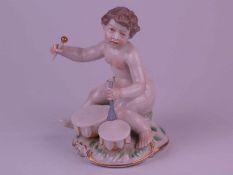 Porzellanfigur "Musizierender Putto" - Nymphenburg nach Alt-Frankenthaler Modell,kleine Plastik