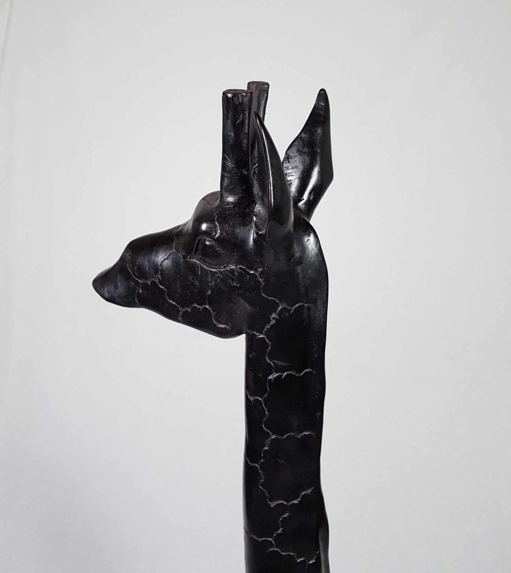 Tierskulptur "Giraffe" - vollplastische Tierfigur aus Ebenholz,ca.170x30cm,Gewicht ca.12,5kg, - Bild 8 aus 8
