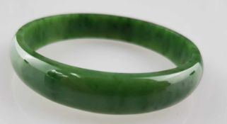 Jadearmreif - grüne Jade, D.ca.75mm, D. innen ca.67mm
