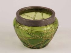 Jugendstil-Vase - Palme & König, grünes Glas mit Fadenauflage, ausgestellte gedrungene Form mit