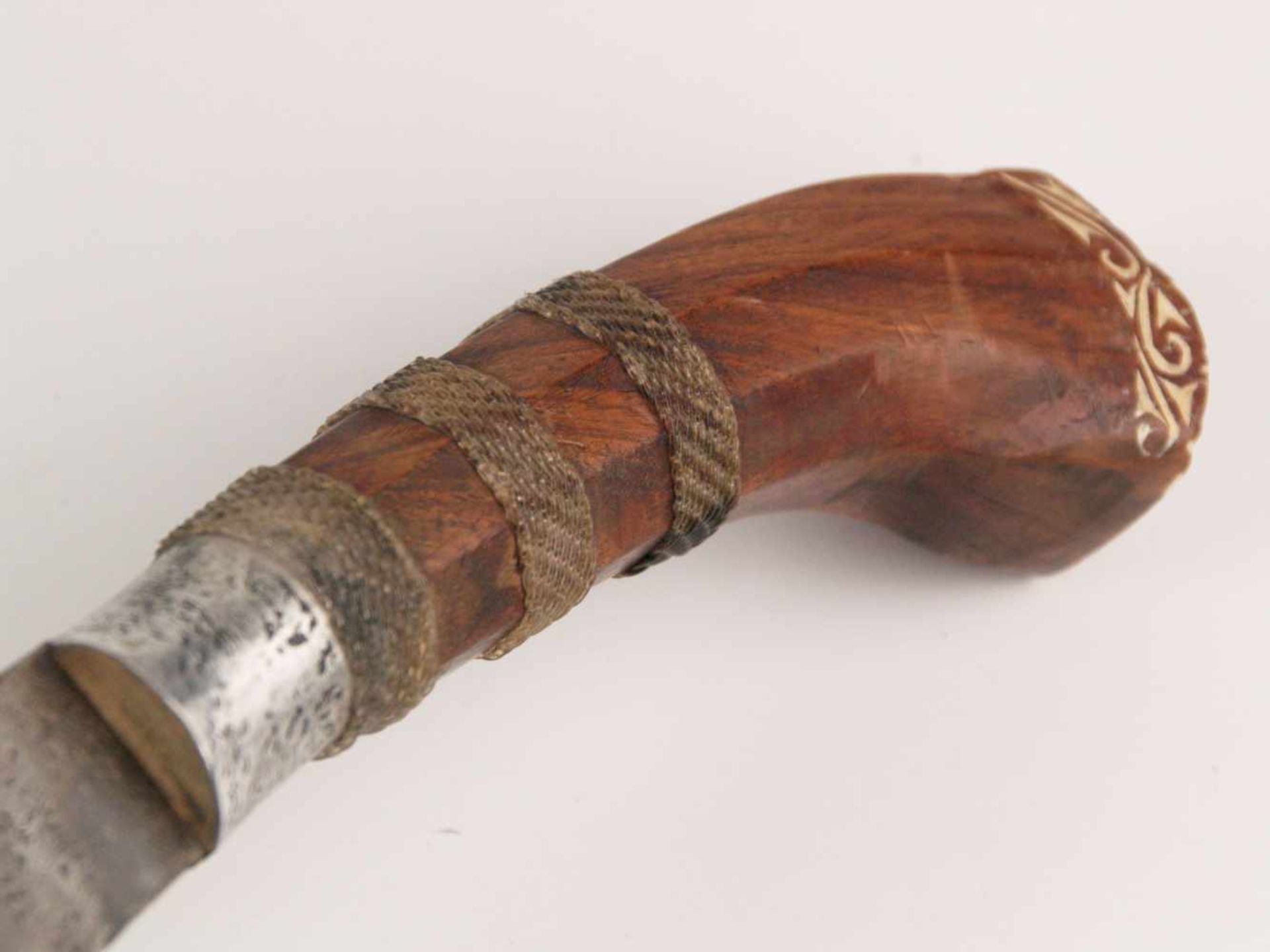 Haumesser mit Holzscheide - Indonesien,ornamental beschnitzt, Klingenlänge ca.35,5cm,Gesamtlänge - Bild 3 aus 7
