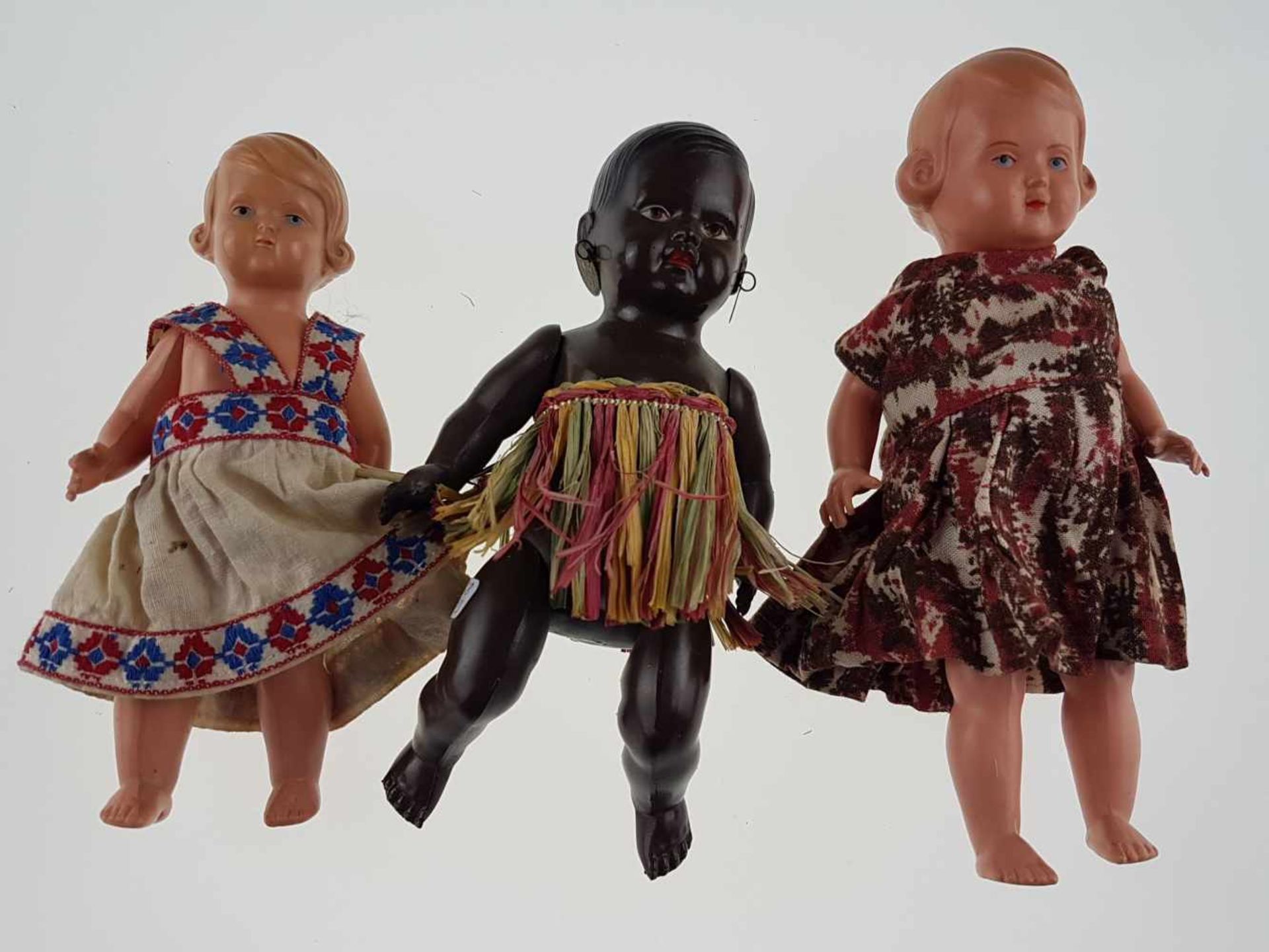Konvolut Puppen - 3-tlg.: 2x Schildkröt-Puppen, Mädchen in Stoffkleider, blonde Hare, blauäugig, - Bild 2 aus 4