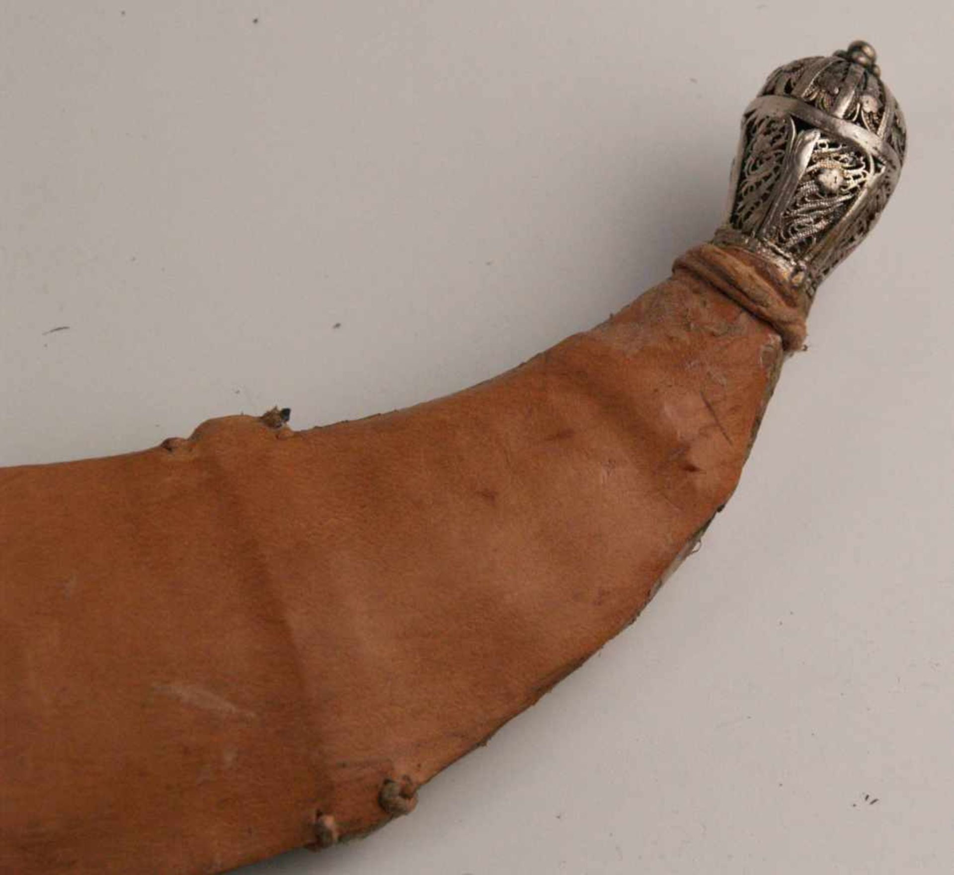 Krummdolch/Jambiya - Jemen,Klinge mit beidseitigem starkem Mittelgrat,Horngriffstück mit - Bild 3 aus 7