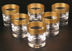 6 Schnapsgläser - Klarglas, Lippenrand vergoldet und mit ornamentalem Muster geschmückt, HxD.ca.5,
