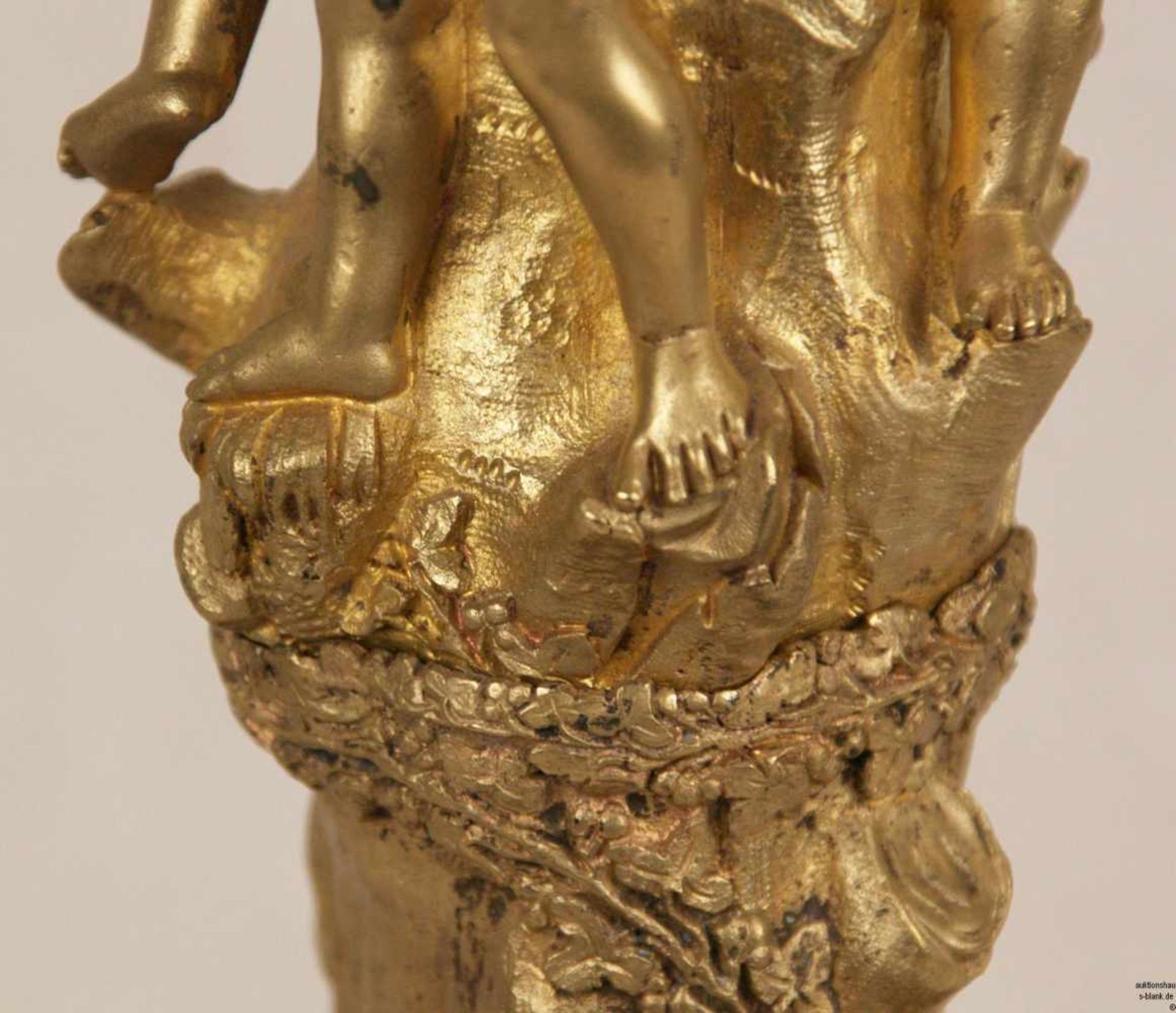 Schwere figurale Prunkgirandole - Bronze gegossen, ziseliert und feuervergoldet, Frankreich spätes - Bild 8 aus 12