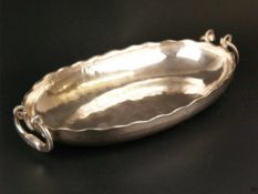 Henkelschale - Silberschale unterseitig gestempelt "Vierlinger Peru 925...", ovale Form mit