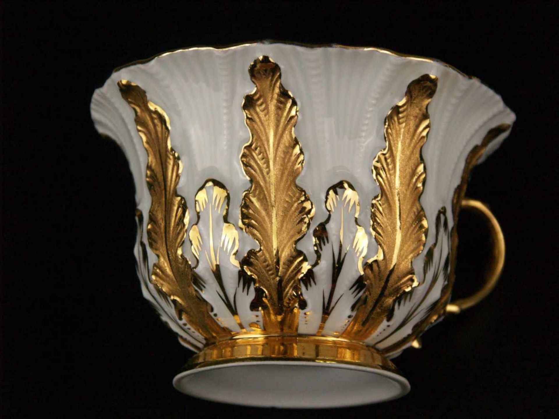 Prunktasse mit Untertasse Meissen - unterglasurblaue Schwertermarke, Pfeiffer-Zeit ca.1924-1934, - Bild 4 aus 5