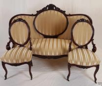 Louis-Philippe-Sitzgarnitur - Nussbaum,Rosenblütenschnitzerei, bestehend aus zweisitzigem Sofa und