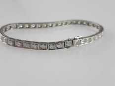 Rivière-Armband - Platin,Gliederarmband ausgefasst mit 40 Diamanten im Brillantschliff,TW,zusammen