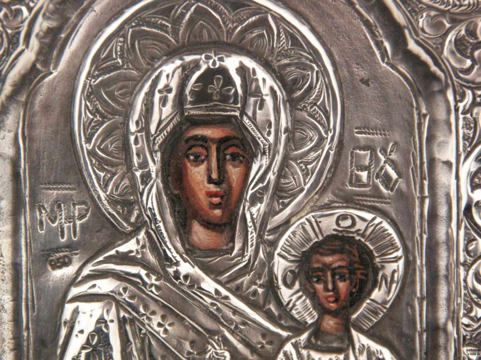 Reiseikone - wohl Russland, Darstellung der Mutter Gottes mit Kind, Silberoklad, 950 gestempelt, - Bild 4 aus 6
