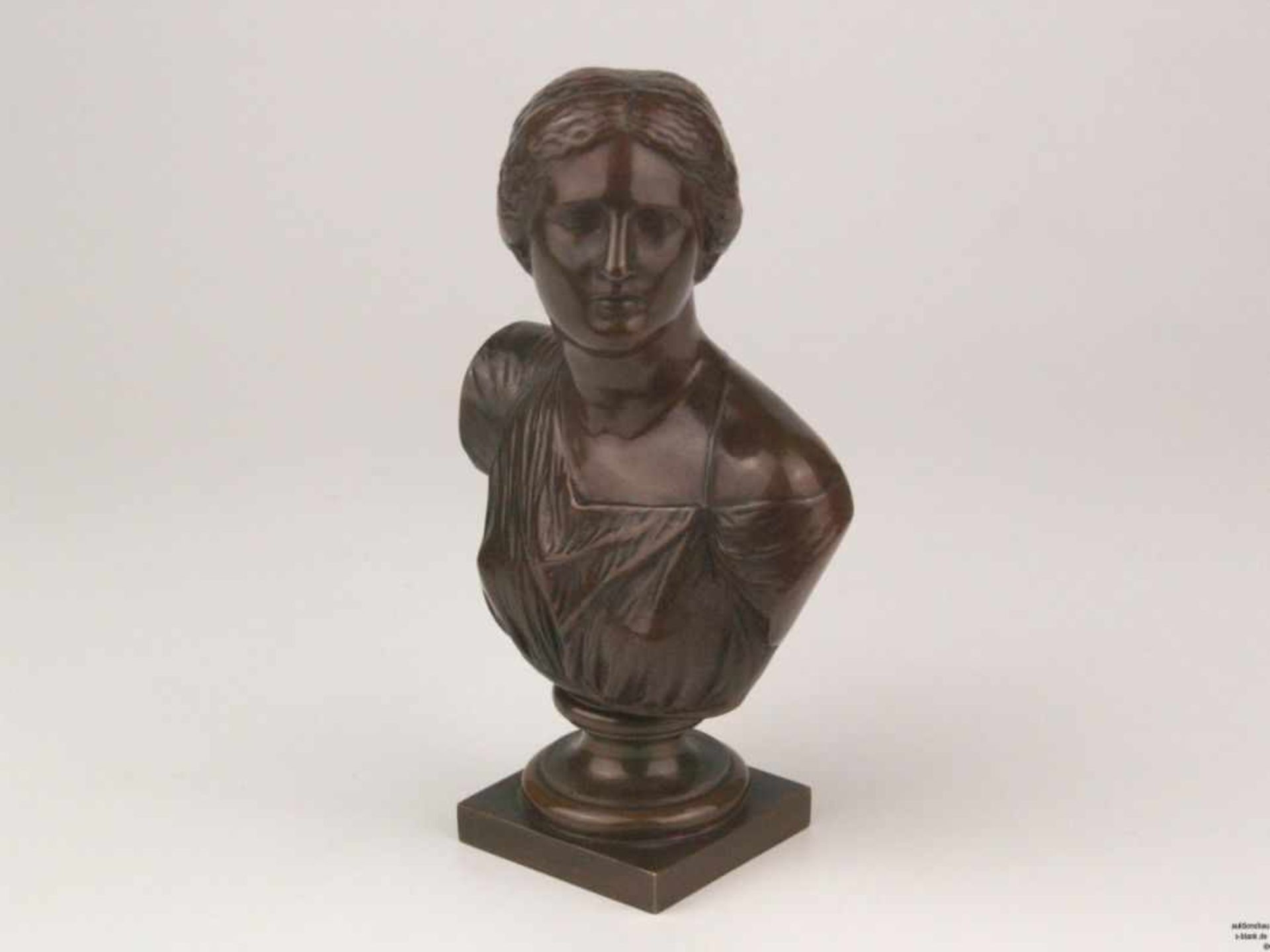 Konvolut Bronzefiguren - 1x Peleschka, Franz (1873-1907, Wiener Bildhauer) Mädchen mit Puppen, am - Bild 7 aus 9