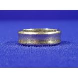 PLATINUM WEDDING BAND