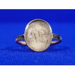 ANTIQUE GOLD MOURNING RING INSCRIBED ON THE RING 'DIED 13TH JULY 1780 AGED 51'