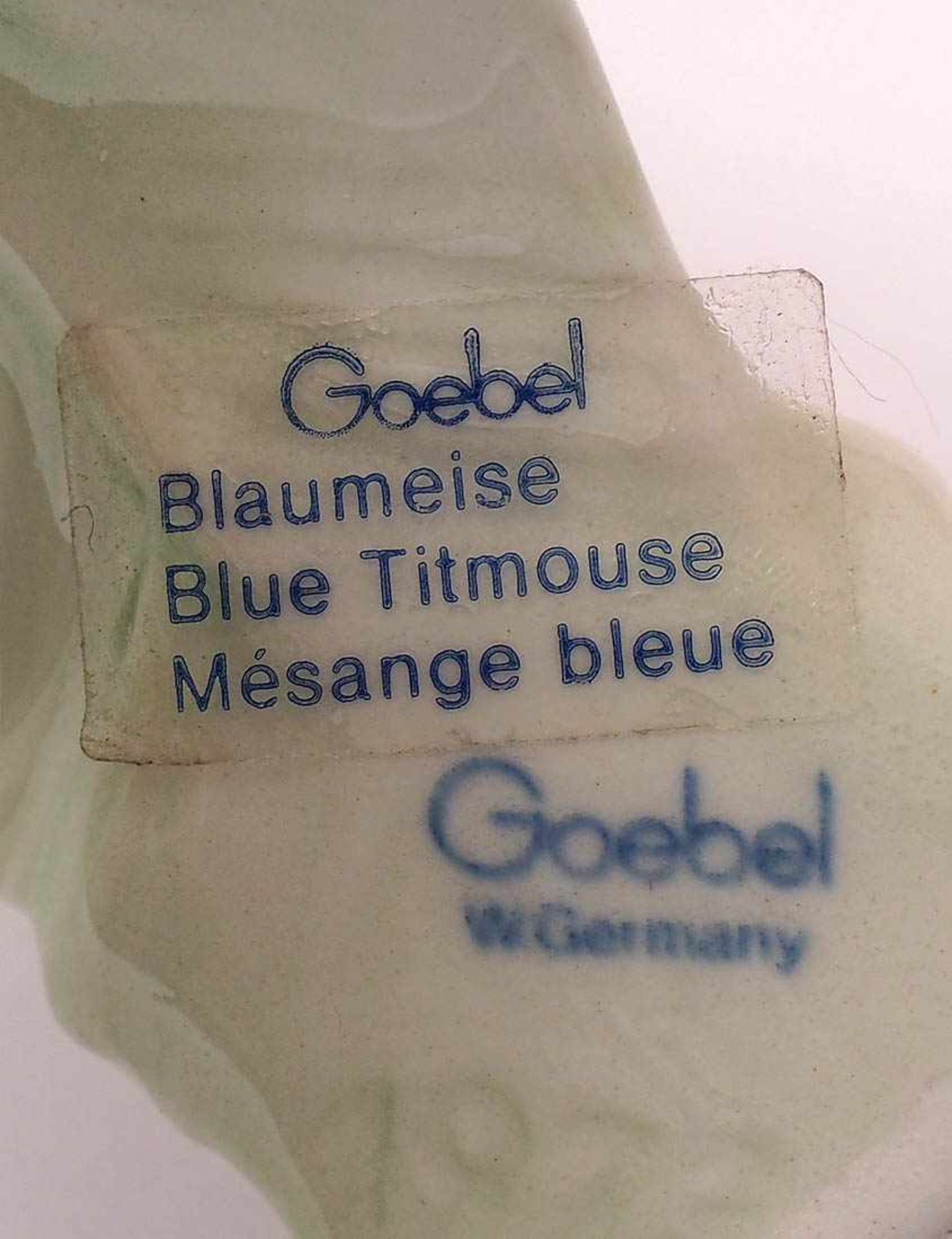 Blaumeise, Goebel Auf Tannenzweig. Feine, naturalistische Ausformung und Bemalung. Modellnummer - Bild 3 aus 3