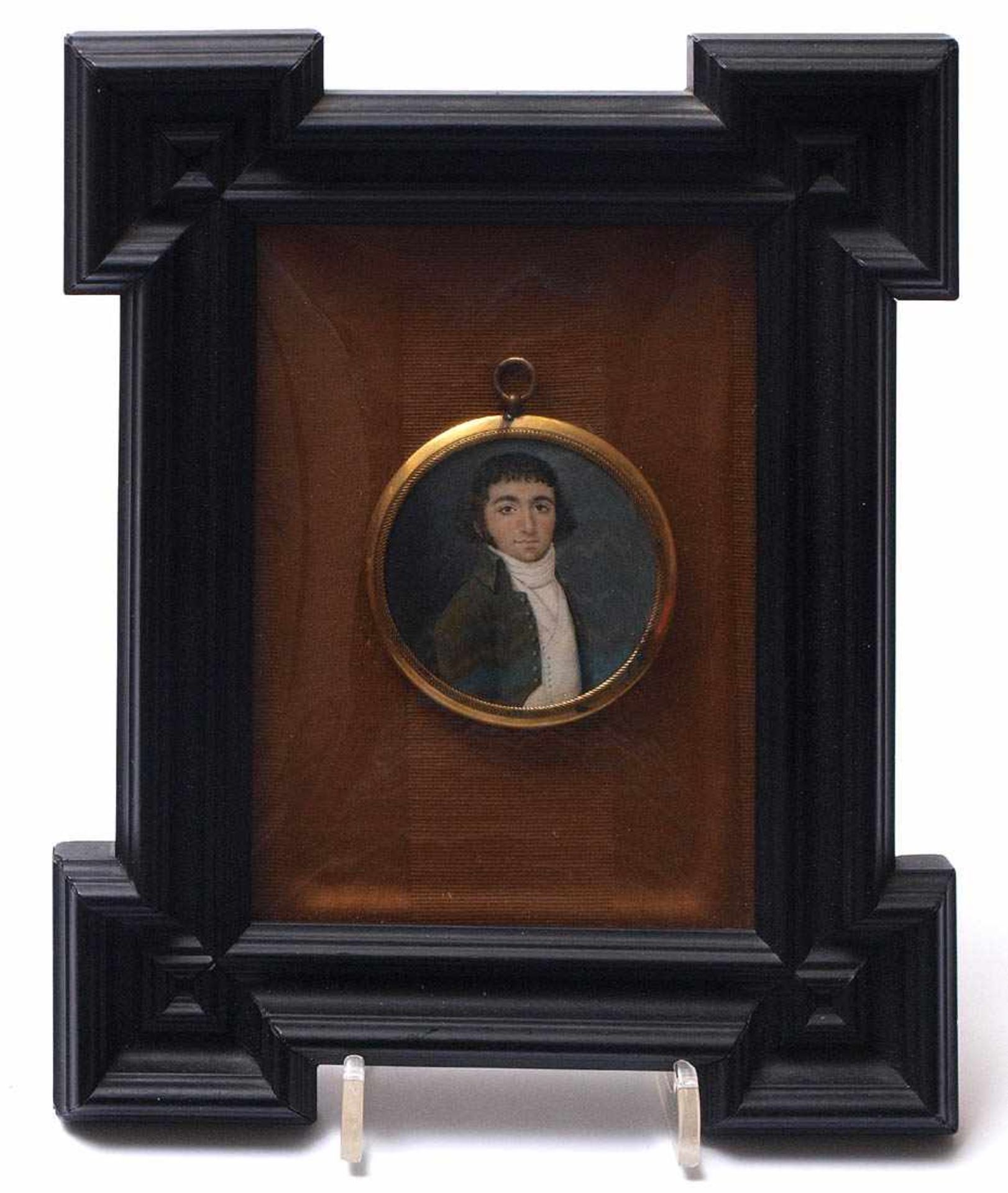 Miniatur, 2. Hälfte 18.Jhdt. Halbportrait eines jungen Mannes im olivgrünen Frack über weißer, - Bild 2 aus 3
