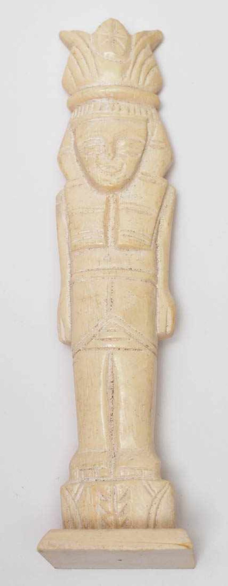 Schachspiel, Ägypten Figuren aus Bein. H. des Königs 15,5cm. Dazu intarsiertes Brett. - Bild 9 aus 10