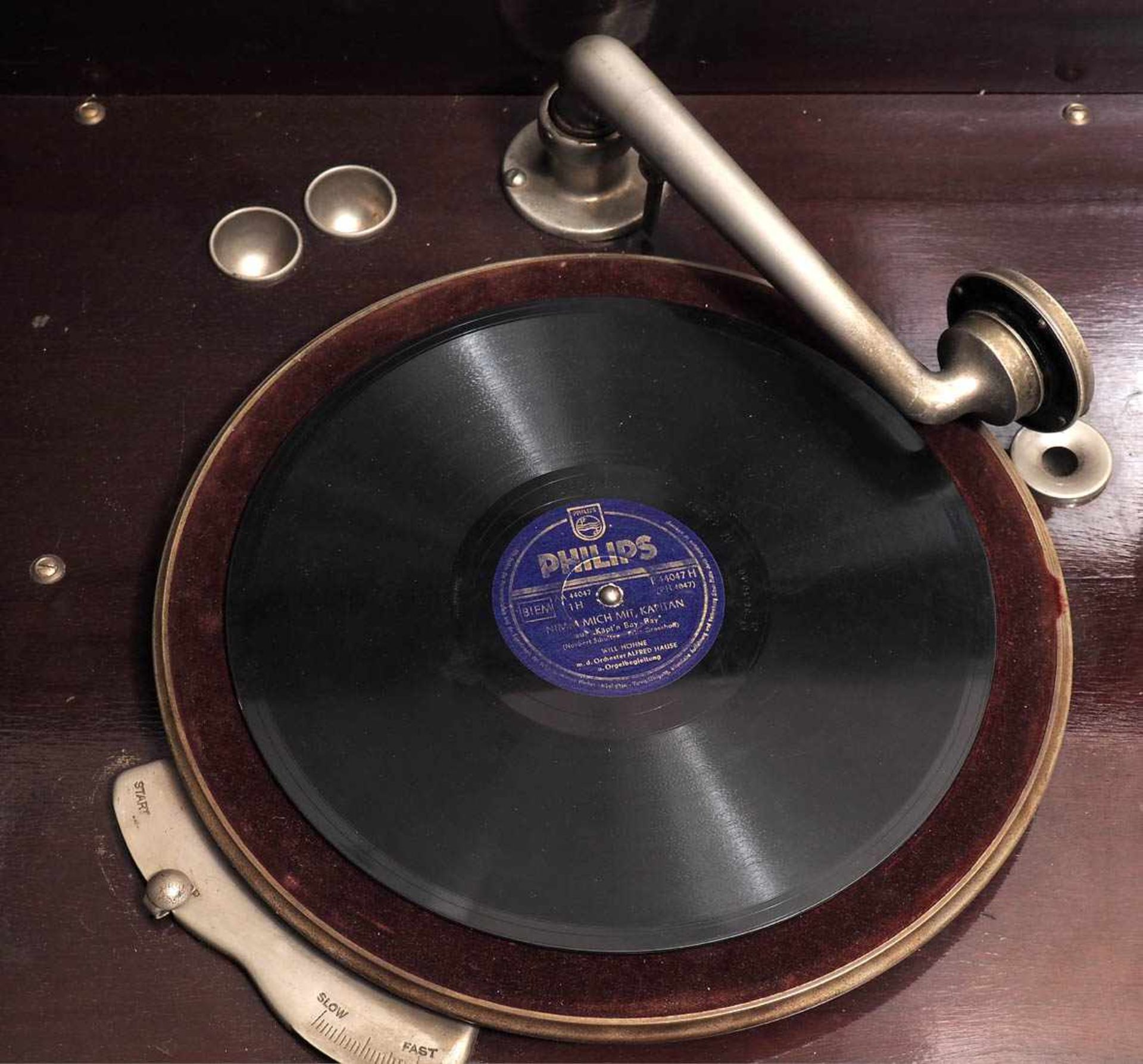 Grammophon, England, 30er Jahre Modell Columbia Viva Tonal Grafonola. Intakt. Dazu zahlreiche - Bild 5 aus 8