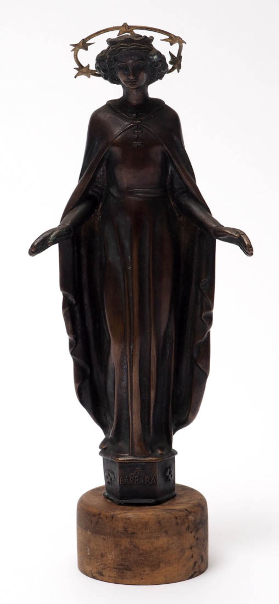 Heiligenfigur, 20er Jahre Auf rundem Holzsockel Gestalt der heiligen Barbara, die Hände segnend