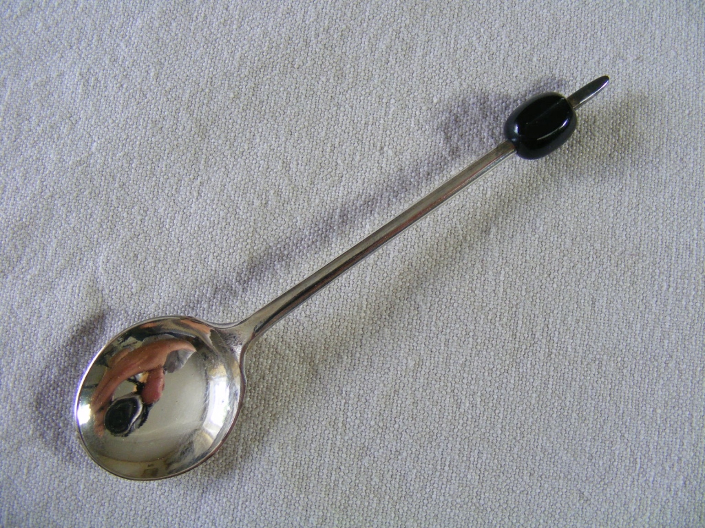 Cased set of 6 silver-plated Coffee Spoons - Image 2 of 3