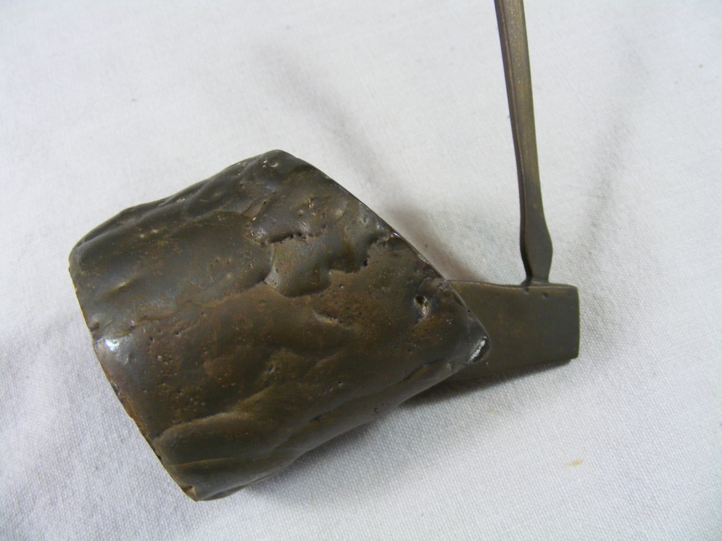 Bronze FIgure of an Axe and Block - Bild 3 aus 5