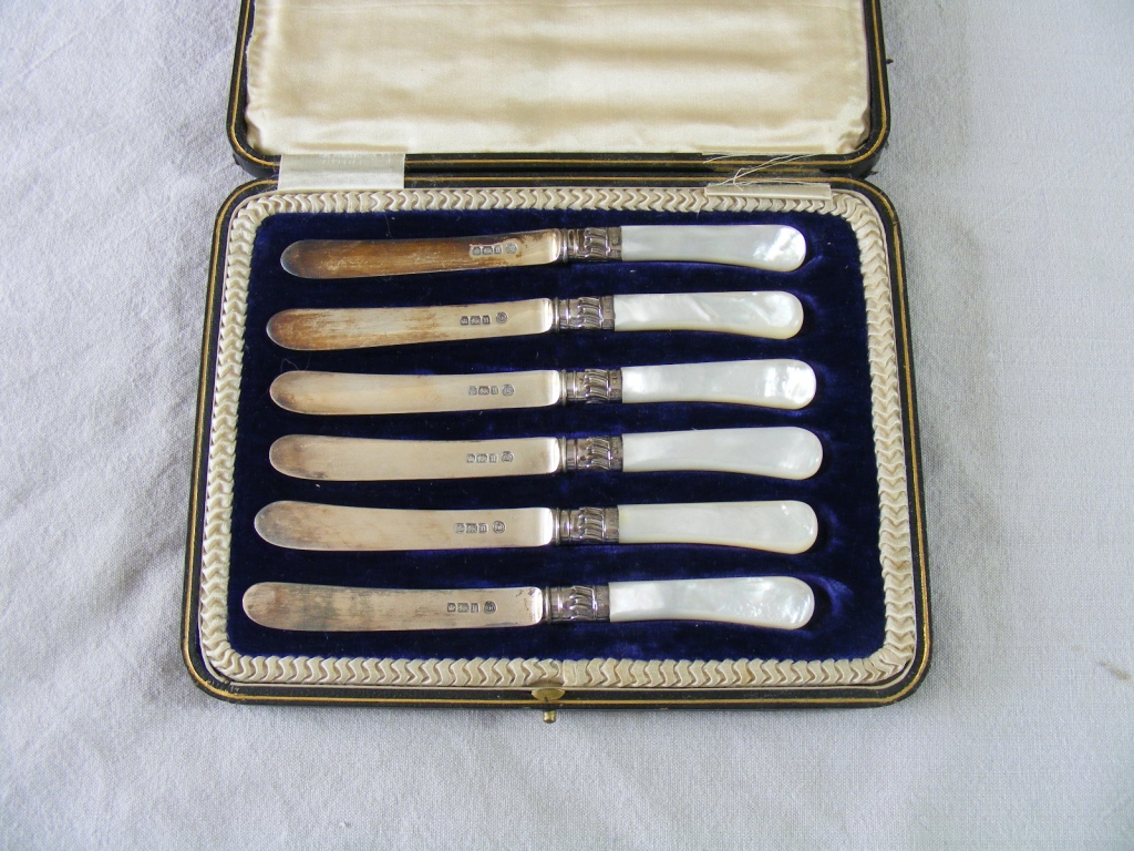 Cased silver Butter Knife Set