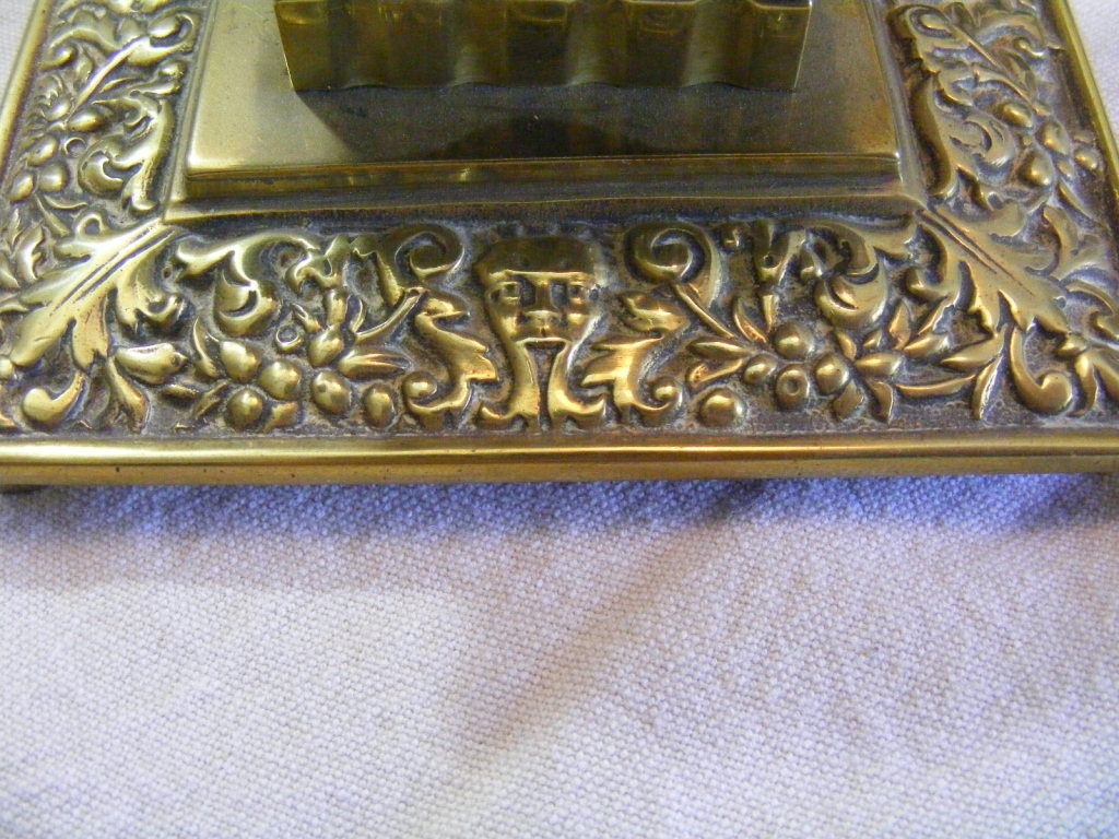 Ornate brass Inkwell - Image 8 of 9