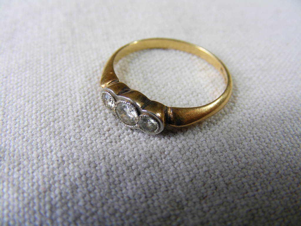 18ct yellow metal and Diamond Ring - Bild 4 aus 7