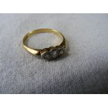 18ct yellow metal and Diamond Ring