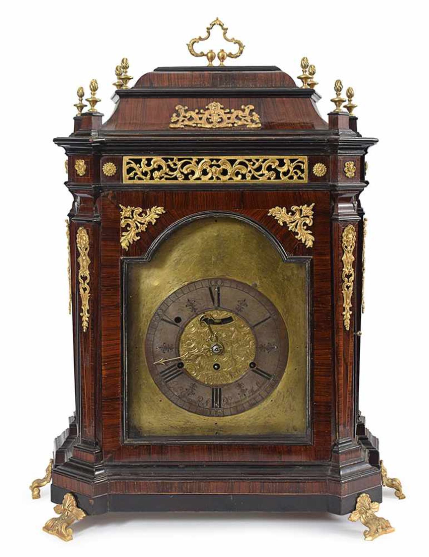 A large bois de violette and ormolu Louis XV mantel clock signed recto/verso Johann Georg Rieff in - Bild 2 aus 3