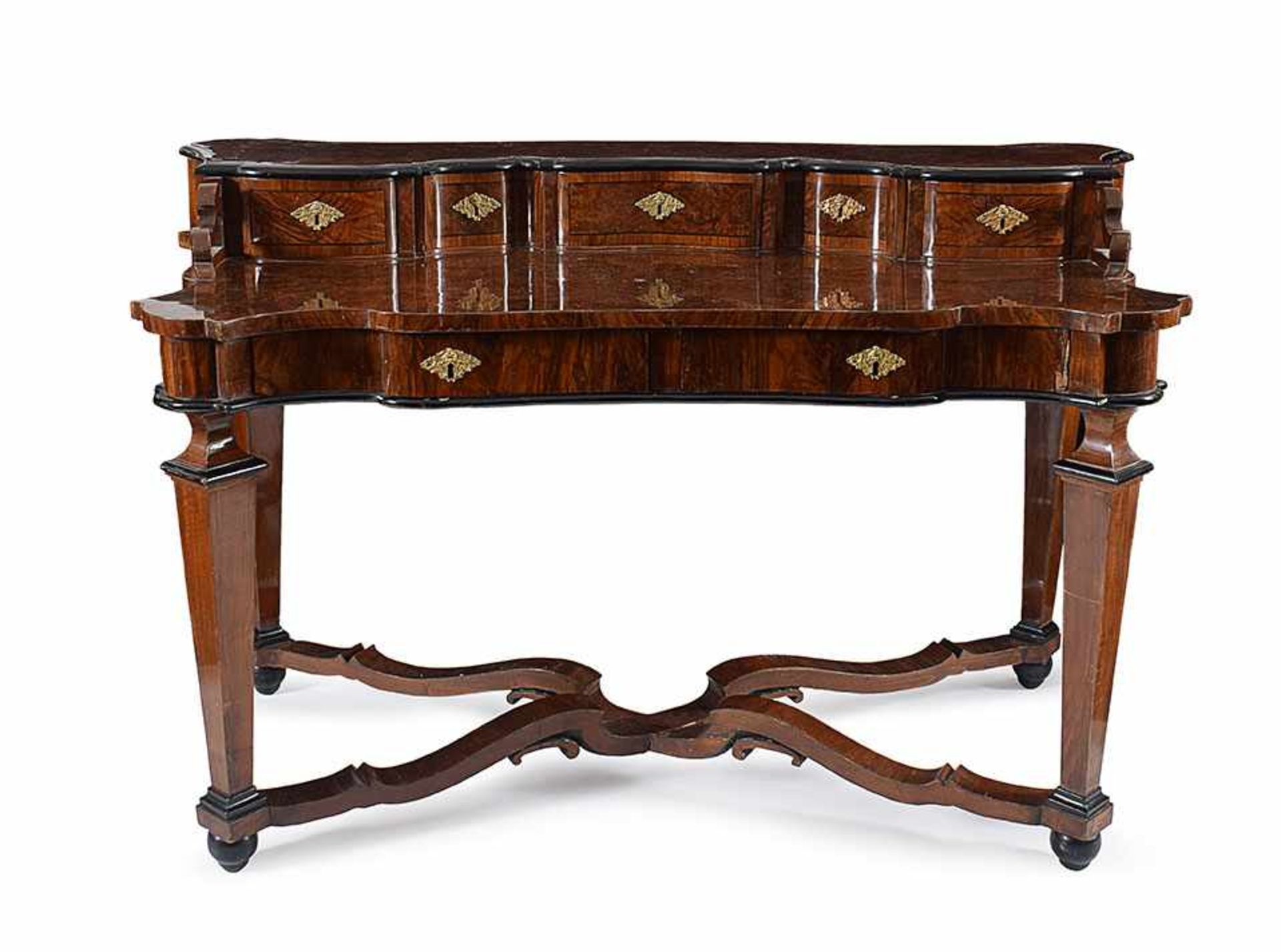 A Roman Sanfilippo walnut desk early 18th century, 96x156x80 (minor lacks)