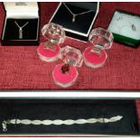 9ct ladies ring together with 2 silver rings, 3 silver chains with pendants & silver twist bracelet