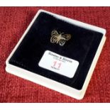 9ct gold ladies butterfly brooch